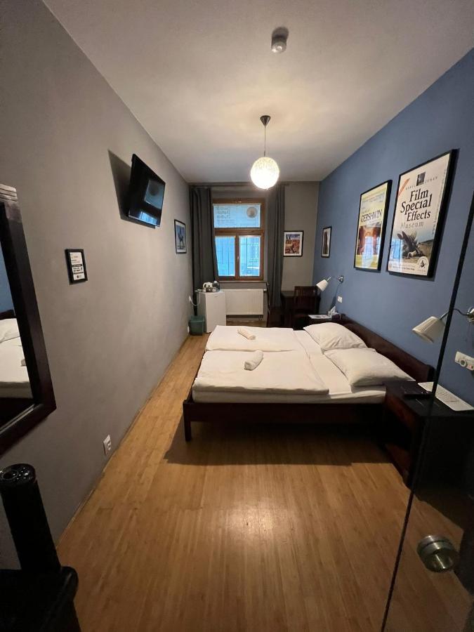 Central Studios Πράγα Εξωτερικό φωτογραφία